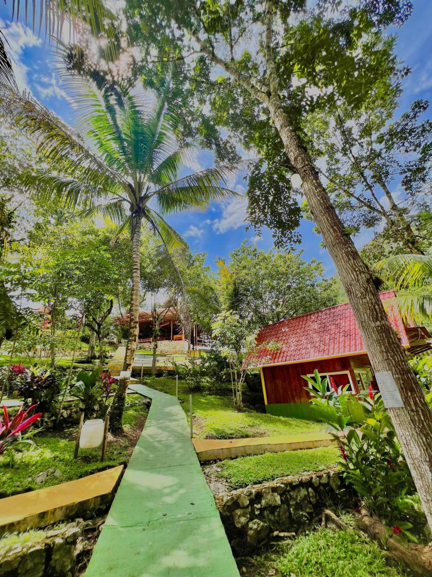 El Portal De Champey Hostel Lanquin Exterior photo
