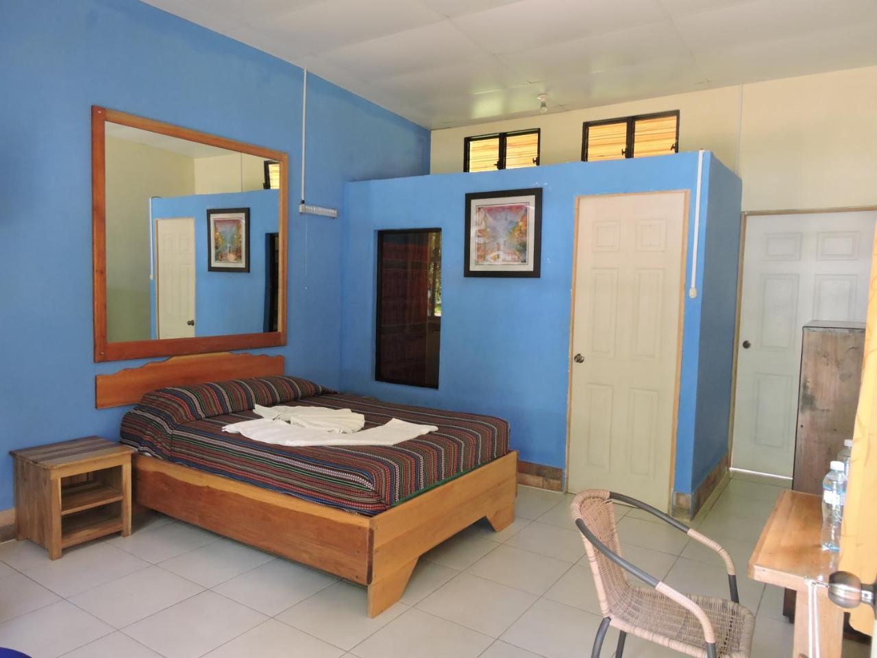 El Portal De Champey Hostel Lanquin Exterior photo